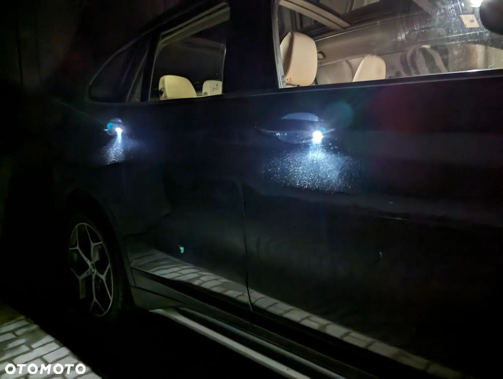 BMW X1 - 16