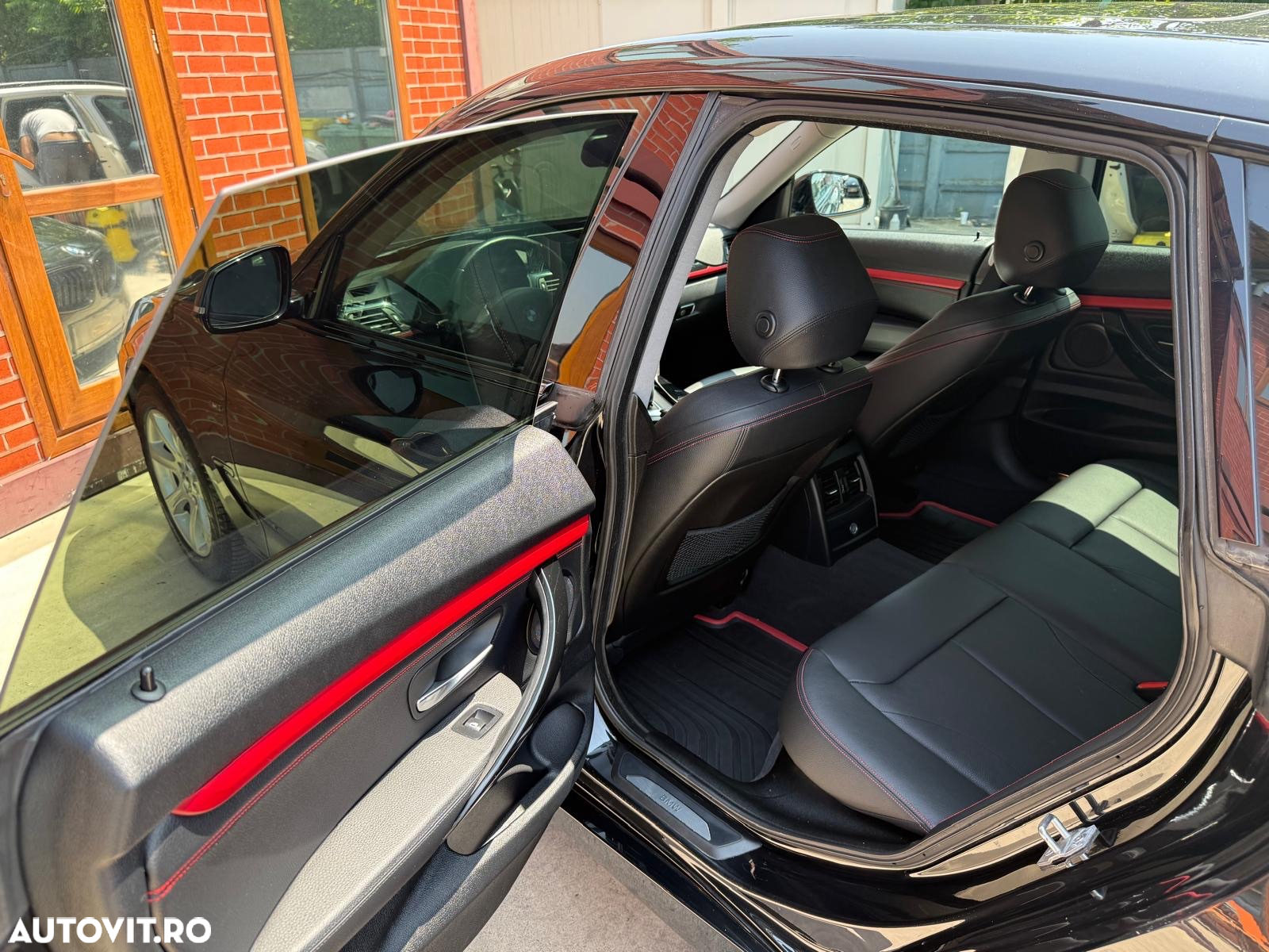BMW Seria 3 320d xDrive GT Aut. Luxury Line - 12