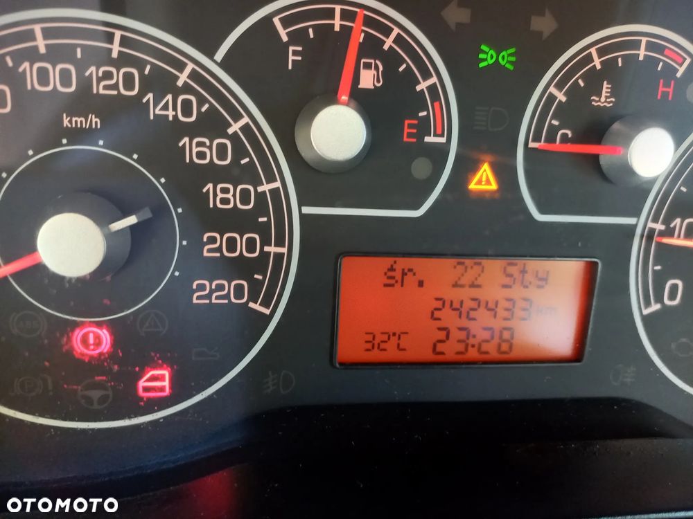 Fiat Punto Evo 1.3 Multijet 16V Active - 35