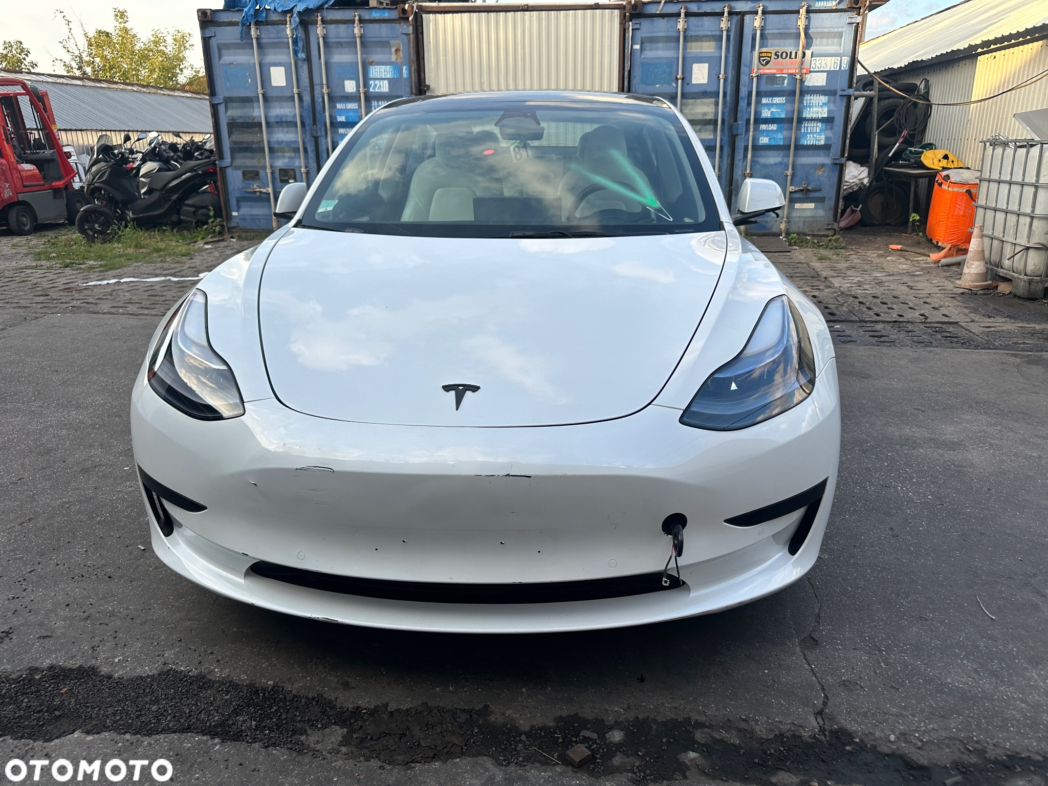 Tesla Model 3 Standard Reichweite Plus Hinterradantrieb - 4