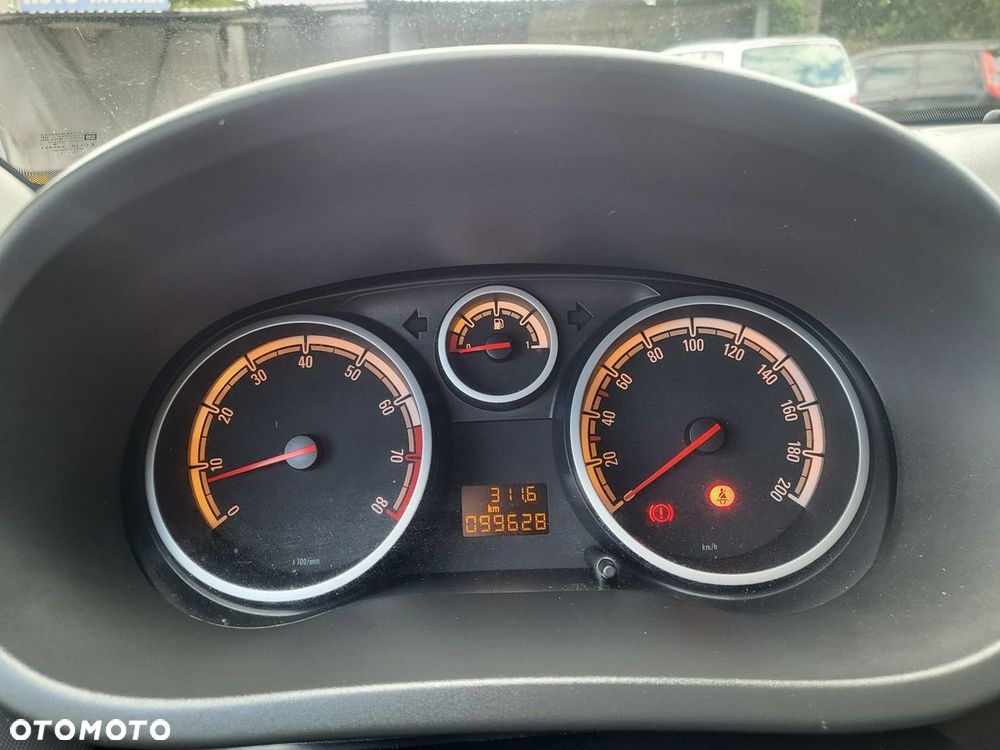Opel Corsa - 35