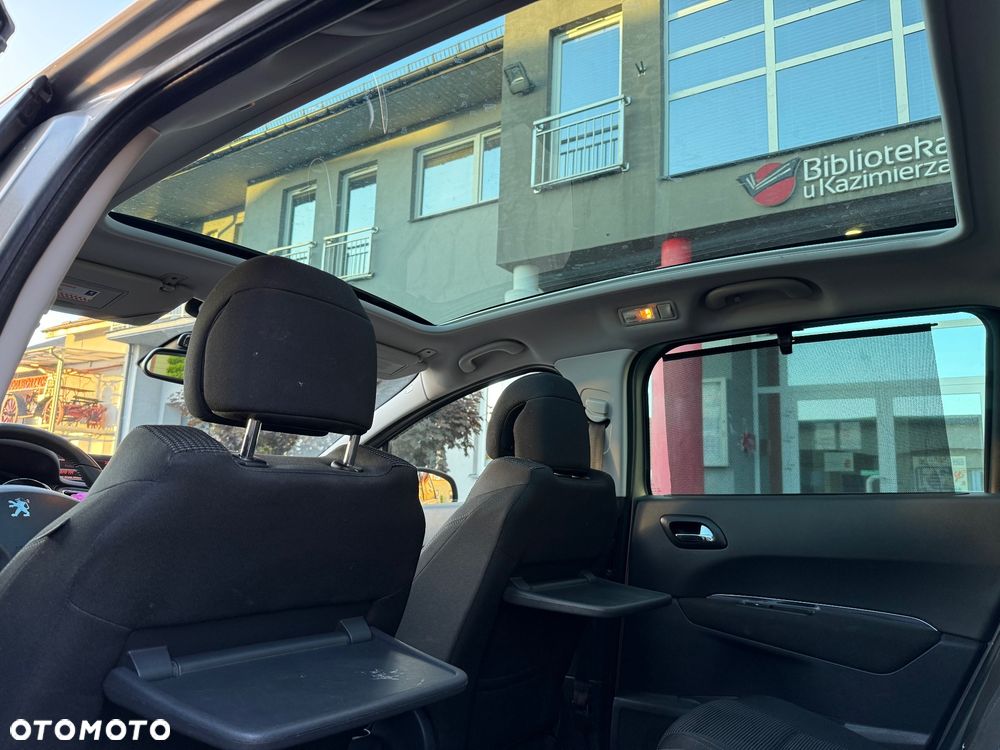 Peugeot 5008 155 THP Family - 12