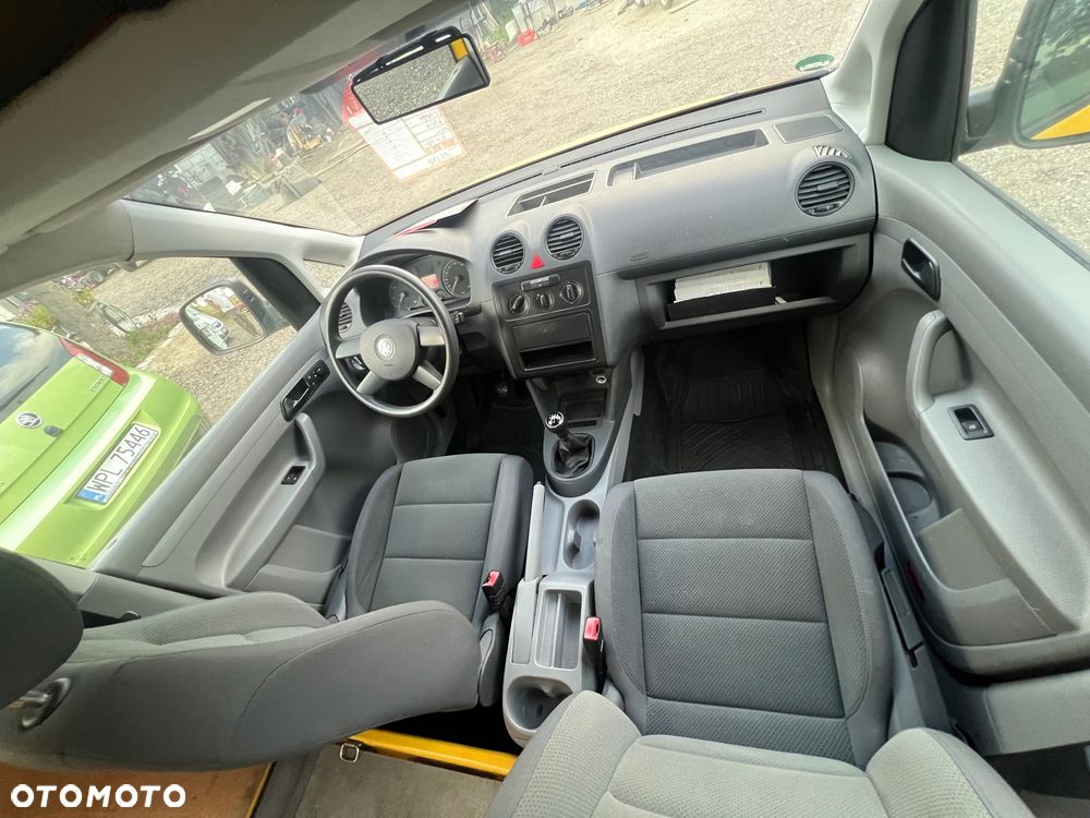 Volkswagen Caddy - 11