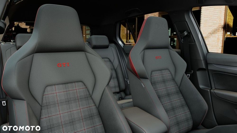 Volkswagen Golf - 18