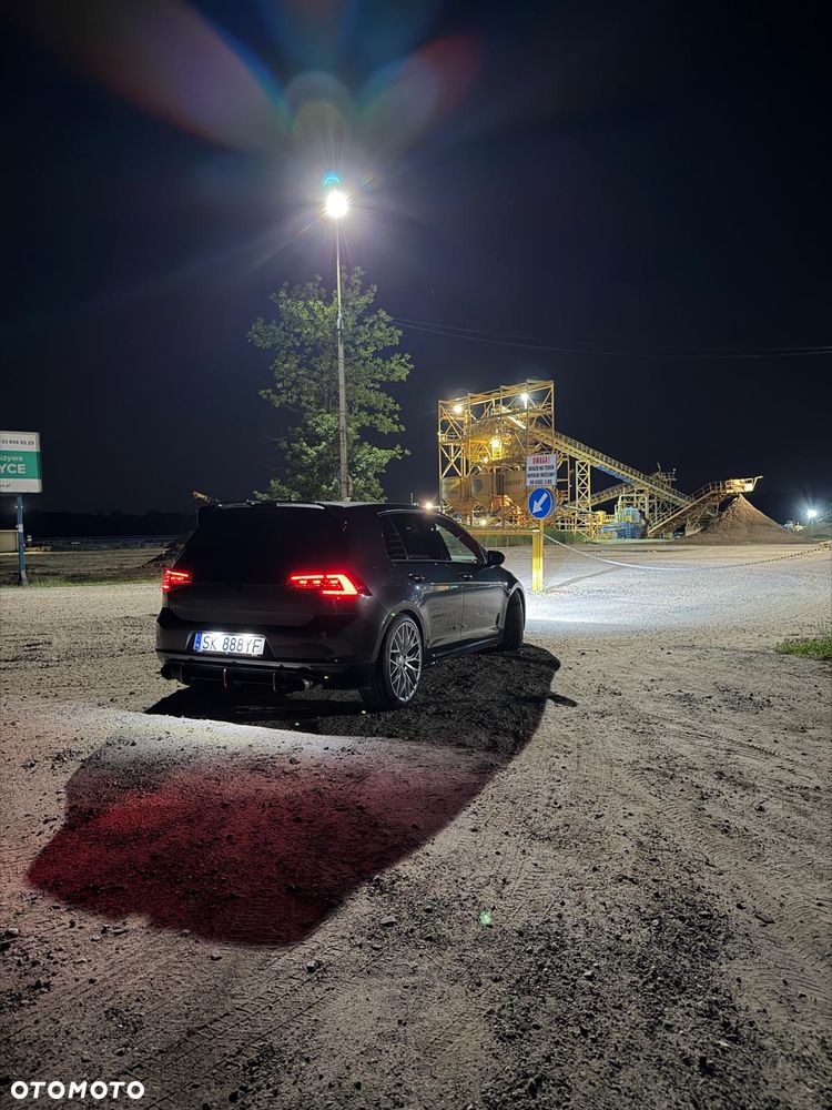 Volkswagen Golf - 7