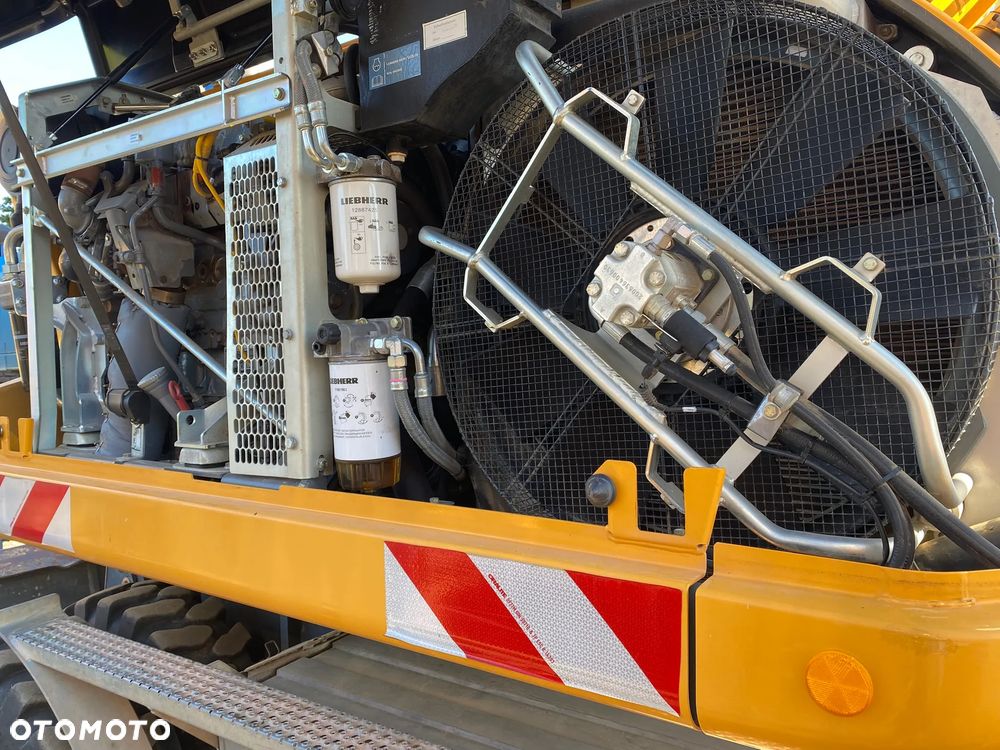 Liebherr A918 COMPACT, 2016 ROK, KRÓTKI TYŁ, SUPER STAN, Z NIEMIEC, - 12