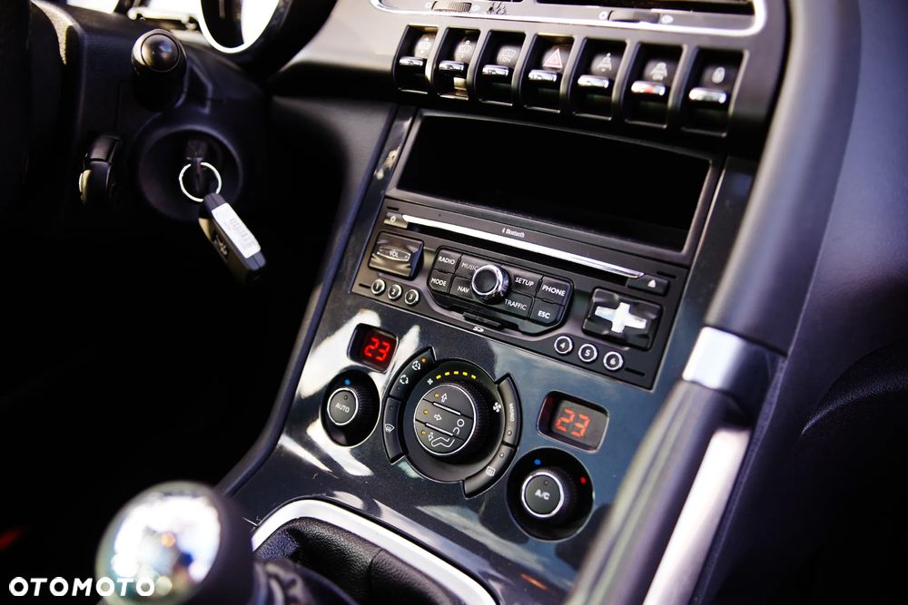 Peugeot 3008 HDi FAP 150 Allure - 25