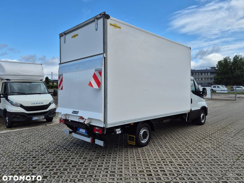 Iveco Daily 35S14 2.3 HPi, kontener 8PAL, winda 750KG, klimatyzacja - 5