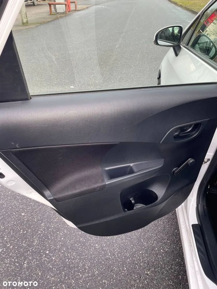 Toyota Verso S 1.4 D-4D Premium - 17