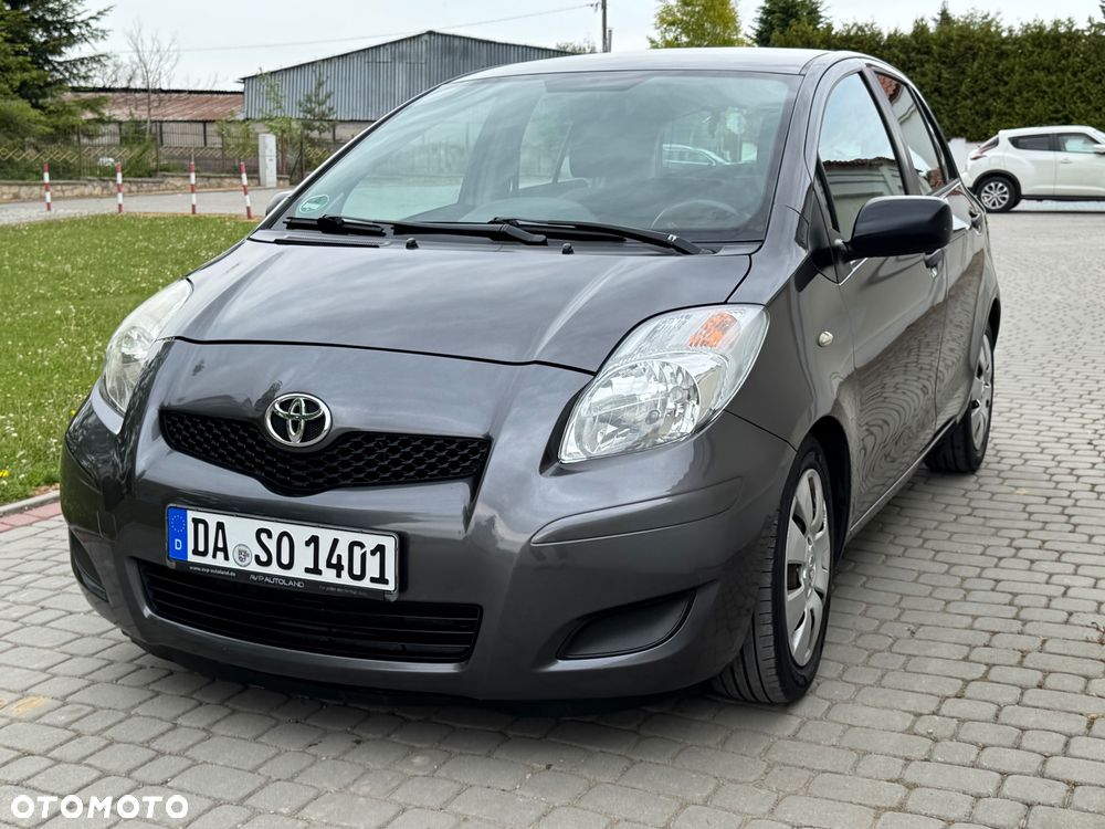 Toyota Yaris - 28