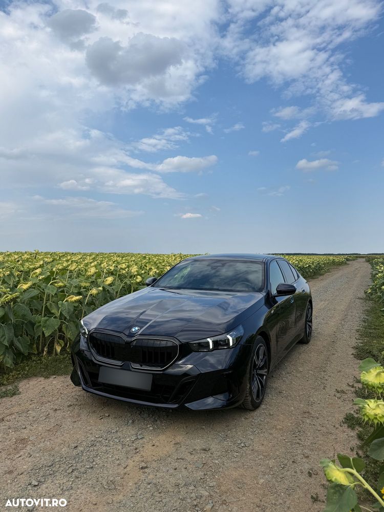 BMW Seria 5 520i AT MHEV - 2