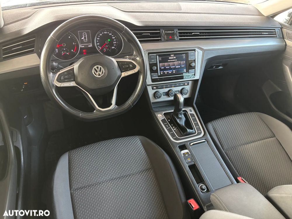 Volkswagen Passat - 10