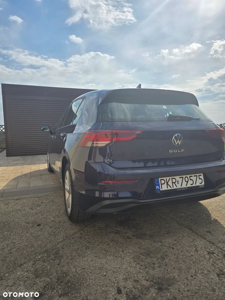 Volkswagen Golf - 6