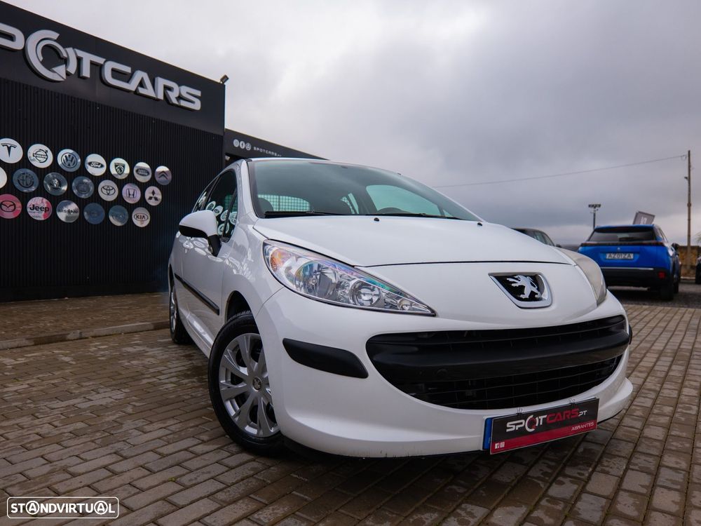 Peugeot 207 1.4 HDi Urban - 1