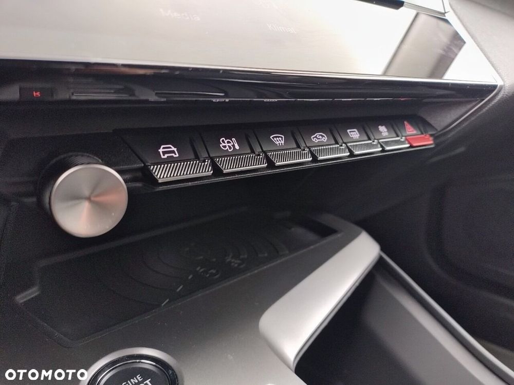 Peugeot 308 1.2 PureTech Allure Pack S&S EAT8 - 18