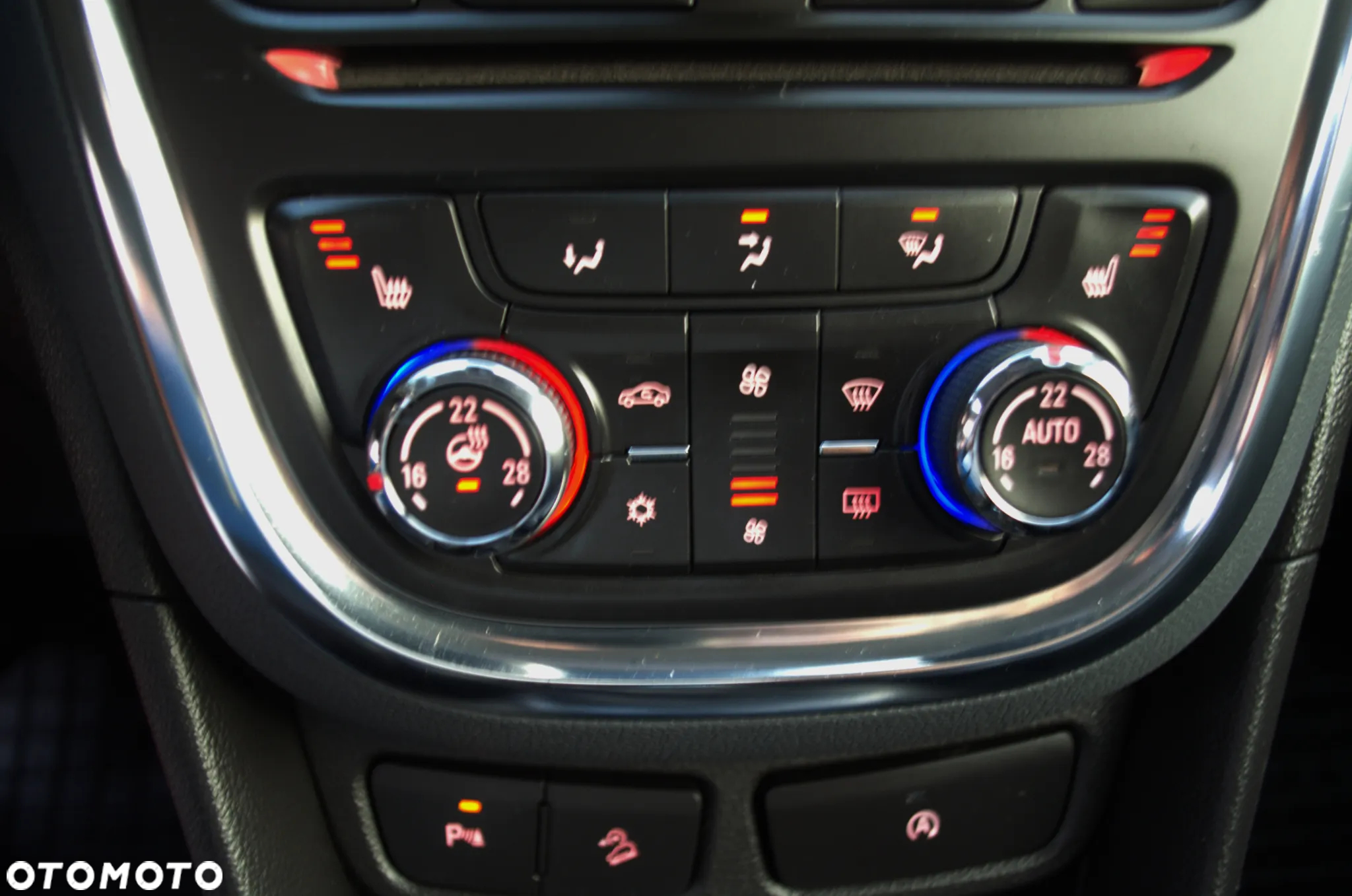 Opel Mokka 1.6 CDTI Cosmo S&S 4x4 - 23