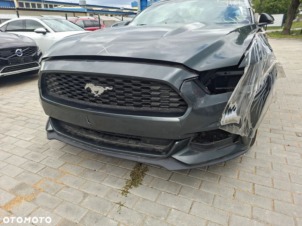 Ford Mustang 3.7 V6 Premium - 10