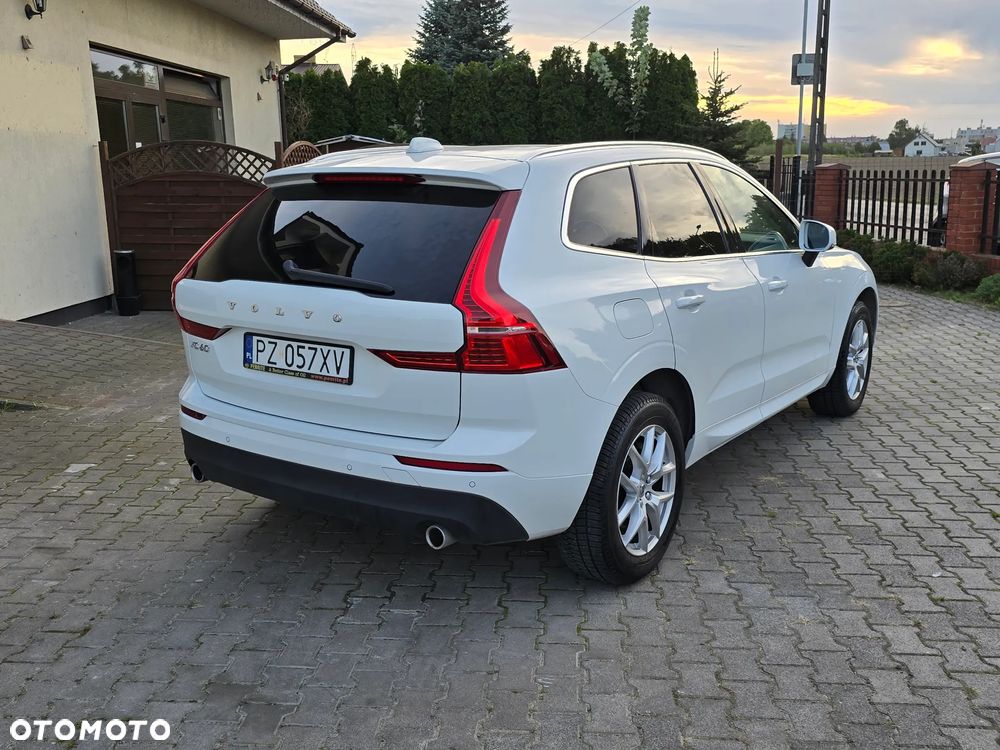 Volvo XC 60 D4 AWD Momentum - 9