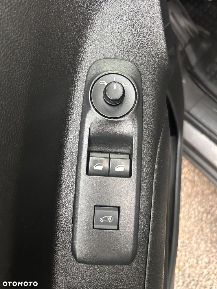 Opel COMBO XL Maxi 2020r L2 1.5 Diesel  102PS - 22
