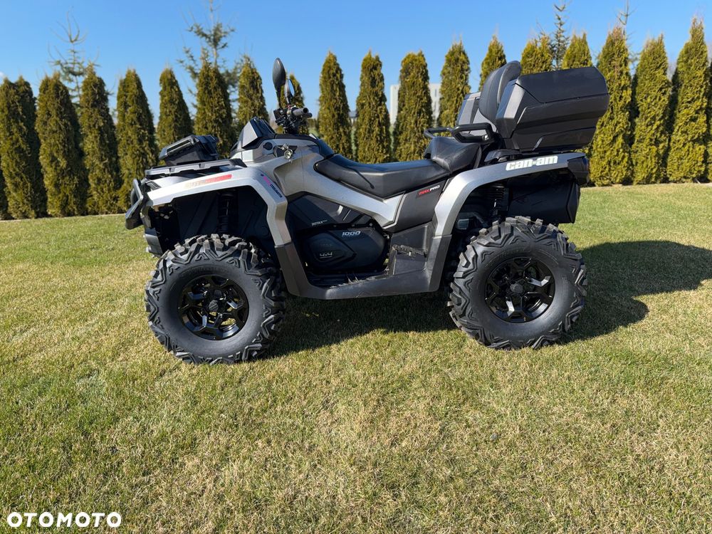 Can-Am Outlander Max - 2