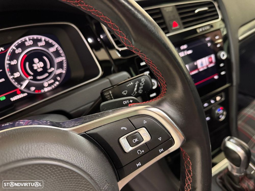 VW Golf 2.0 TSi GTi DSG Performance - 22