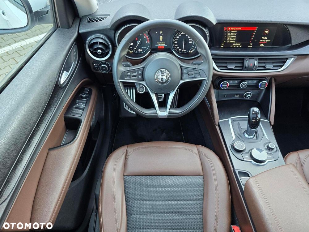 Alfa Romeo Stelvio 2.0 Turbo Super Q4 - 14