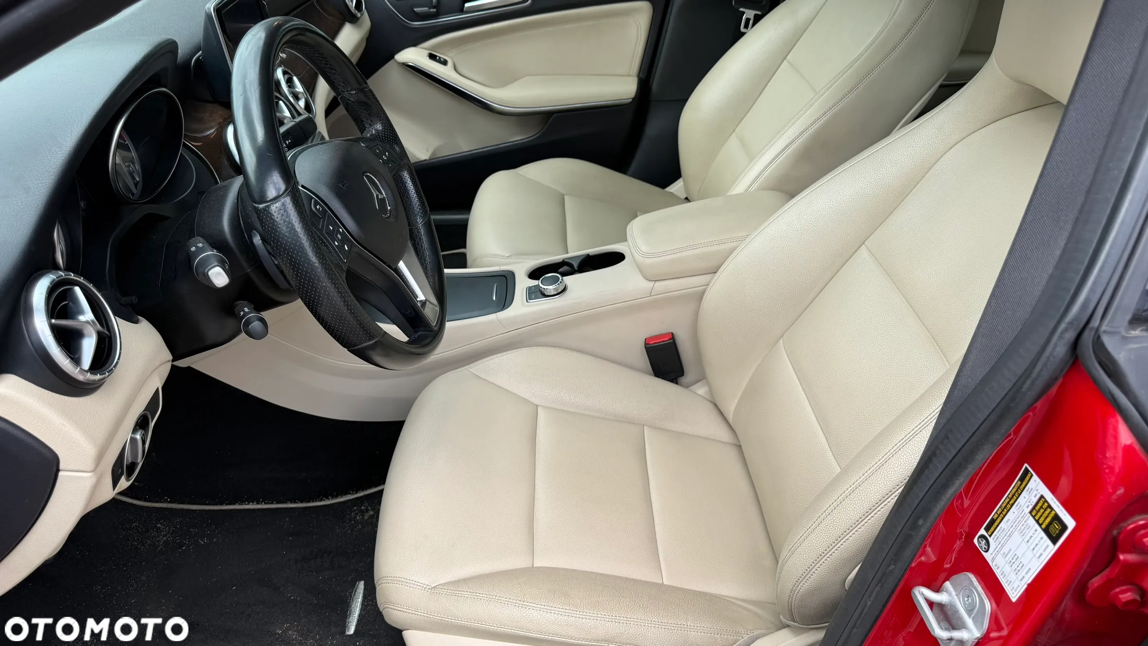 Mercedes-Benz CLA 250 4Matic 7G-DCT AMG Line - 10