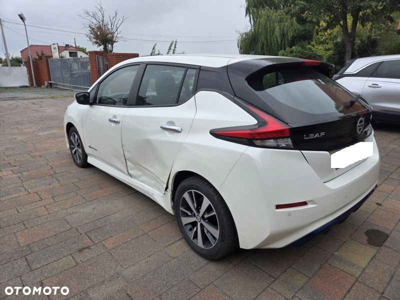 Nissan Leaf 40 kWh 3.ZERO - 7