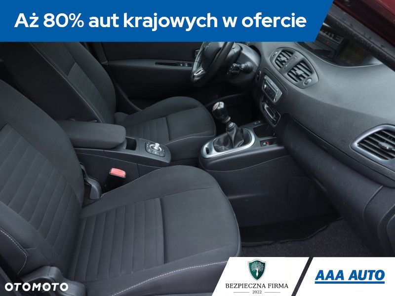 Renault Grand Scenic - 11