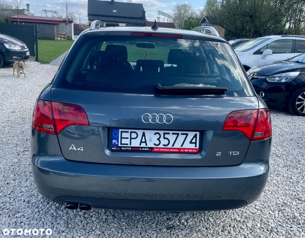 Audi A4 Avant 2.0 TDI - 19
