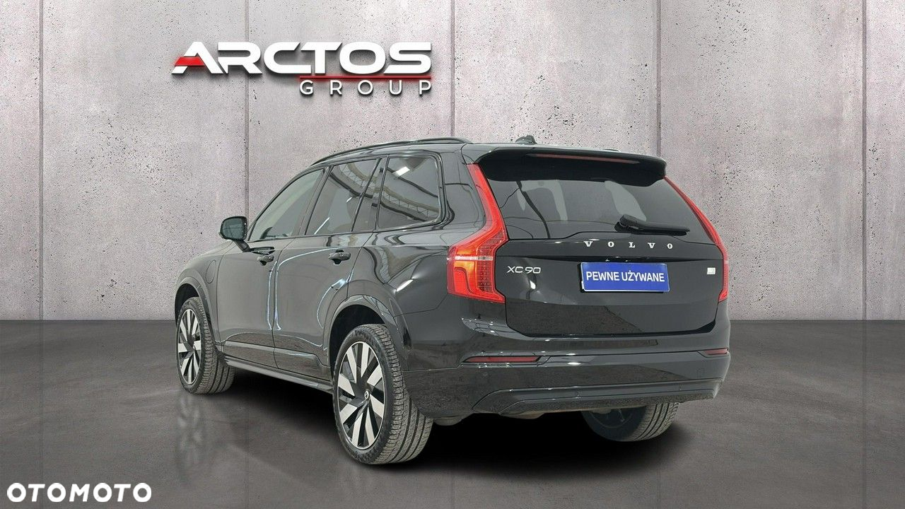 Volvo XC 90 T8 AWD Plug-In Hybrid Ultimate Dark 7os - 3