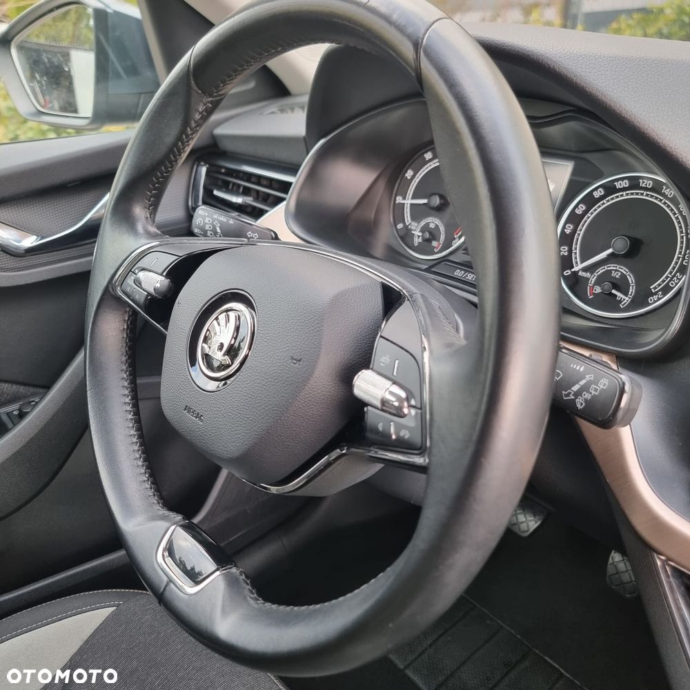 Skoda Kamiq 1.0 TSI Scout Line - 6