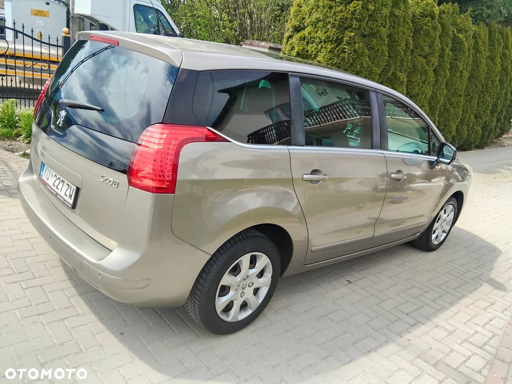 Peugeot 5008 HDI FAP 115 Business-Line - 13