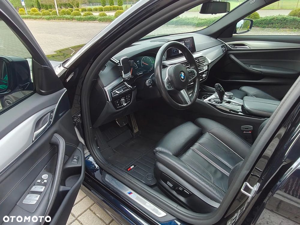 BMW Seria 5 520d M Sport sport - 15