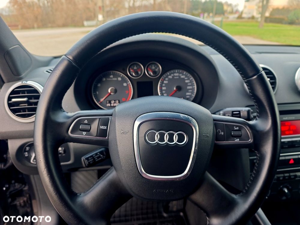 Audi A3 Sportback 1.2 TFSI Attraction - 35