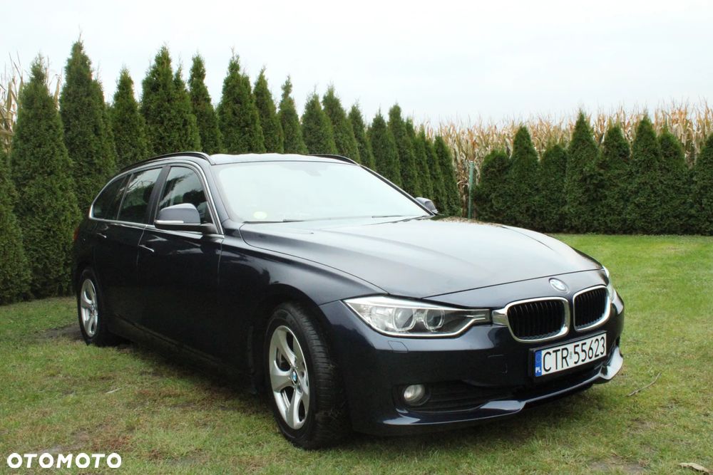 BMW Seria 3 320d DPF Touring Efficient Dynamics Edition - 6