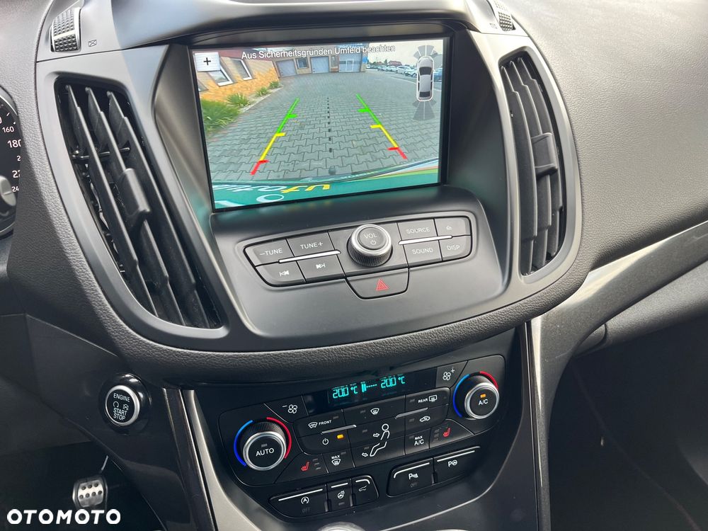 Ford Kuga 1.5 EcoBoost 2x4 ST-Line - 10