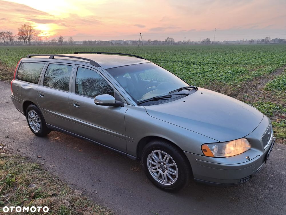 Volvo V70 2.4 Kinetic - 2
