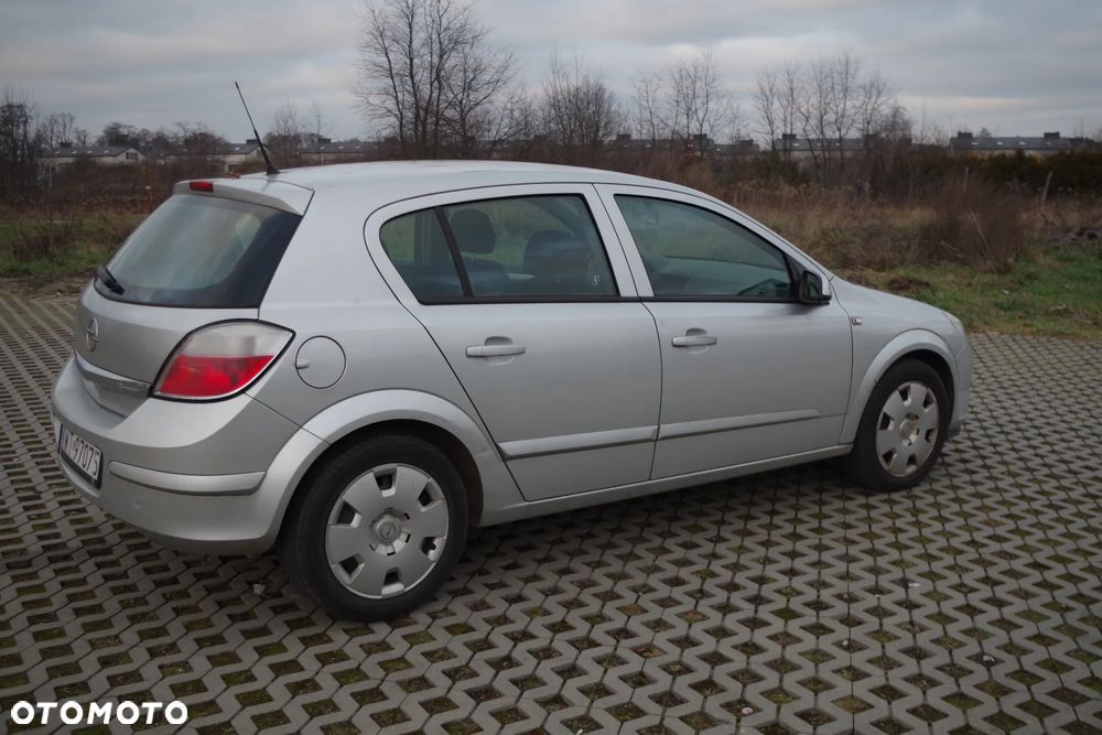 Opel Astra 1.6 Enjoy - 3