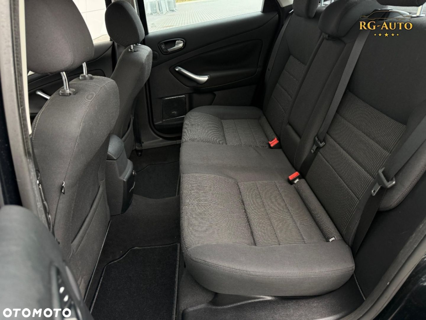 Ford Mondeo - 31