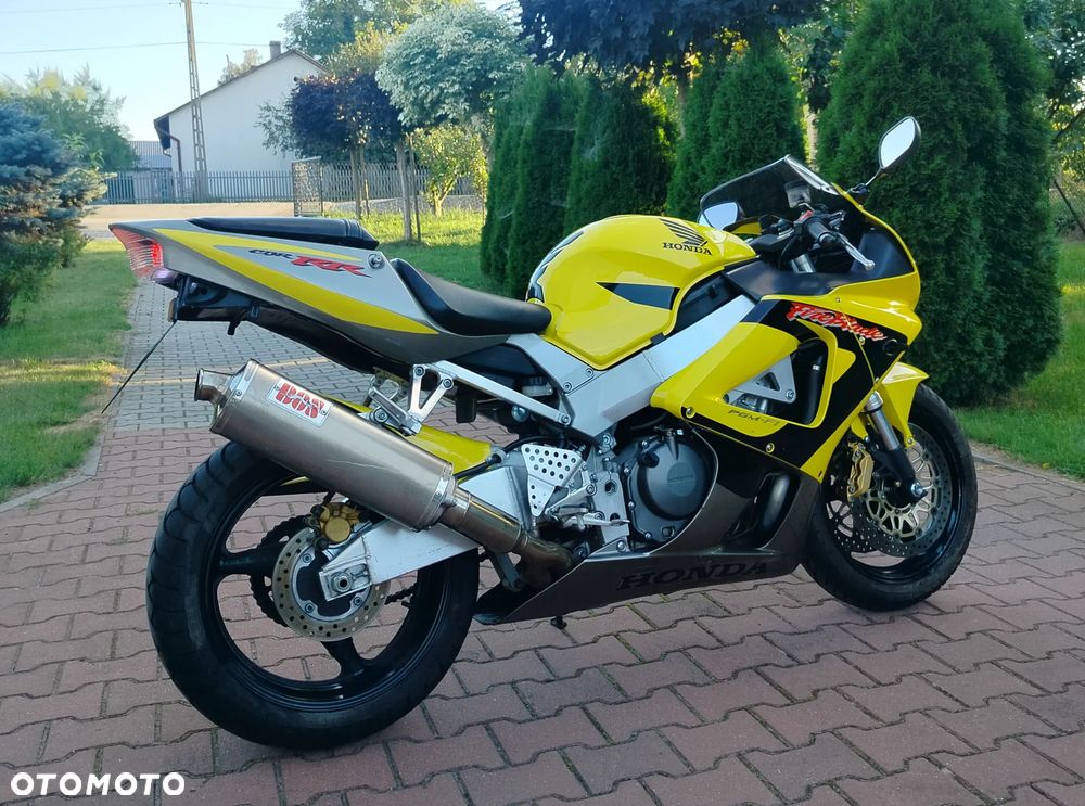 Honda CBR - 8