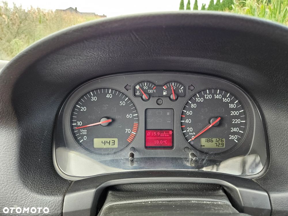 Volkswagen Golf 1.6 Highline - 10