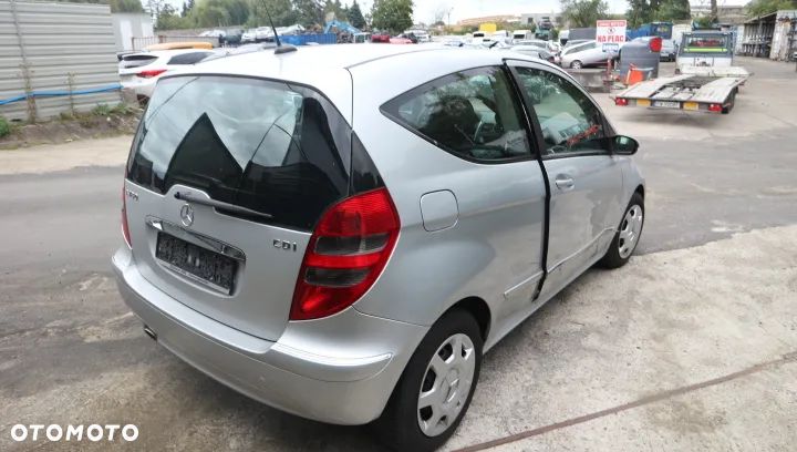 MERCEDES W 169 A180 1.8CDI LAK 761 CZESCI NA CZESCI - 4