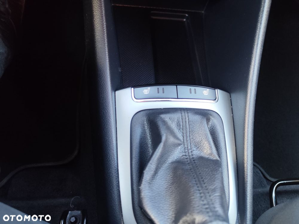 Kia Rio 2015 photo 3