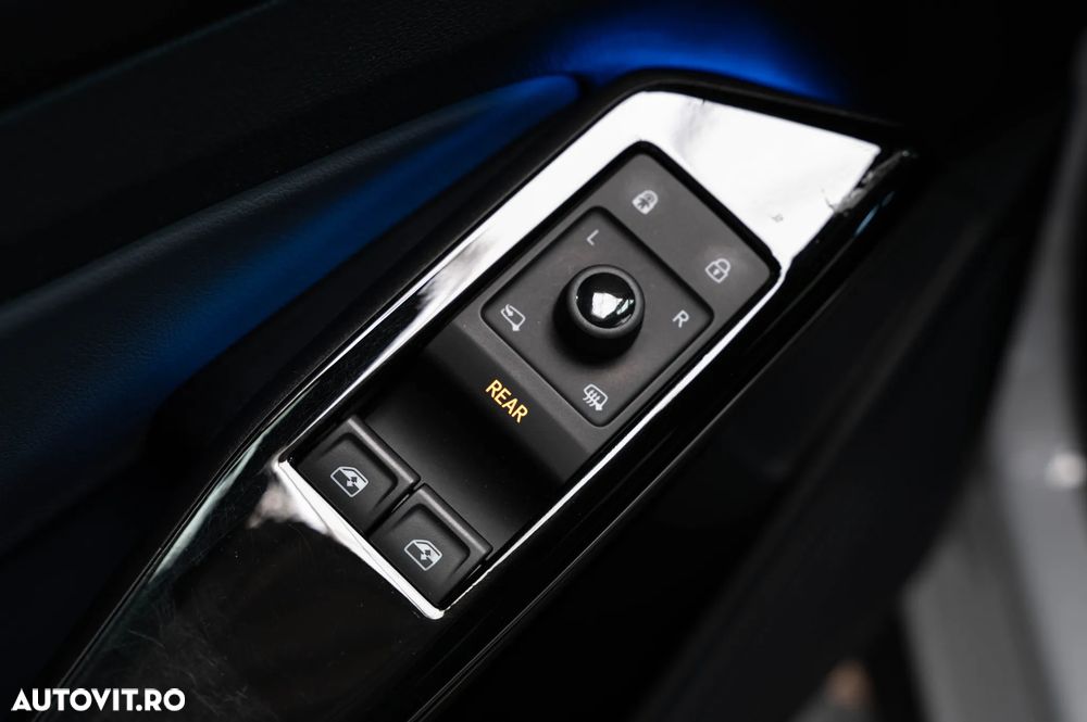 VOLKSWAGEN ID.4 2021 — imagine 17