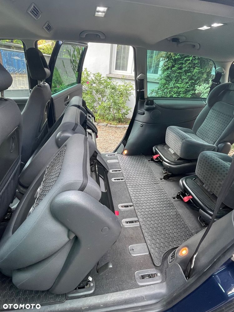 Volkswagen Sharan 1.9 TDI Automatik Comfortline - 24