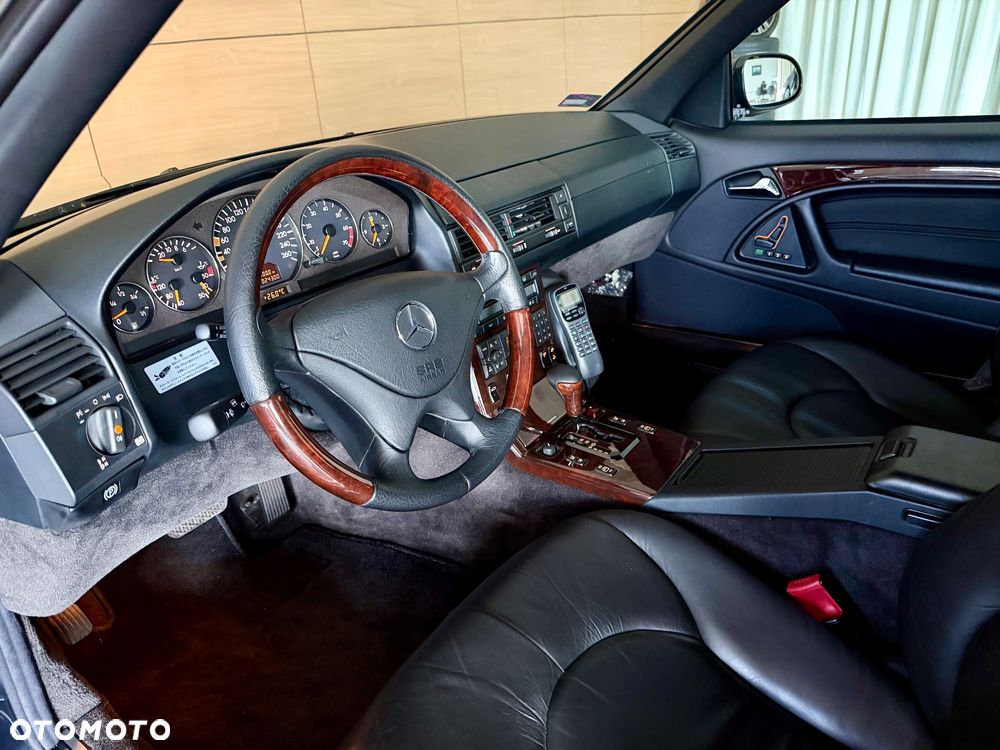Mercedes-Benz SL 500 - 15