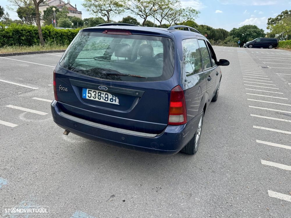 Ford Focus 1.8 TDdi Ghia - 4