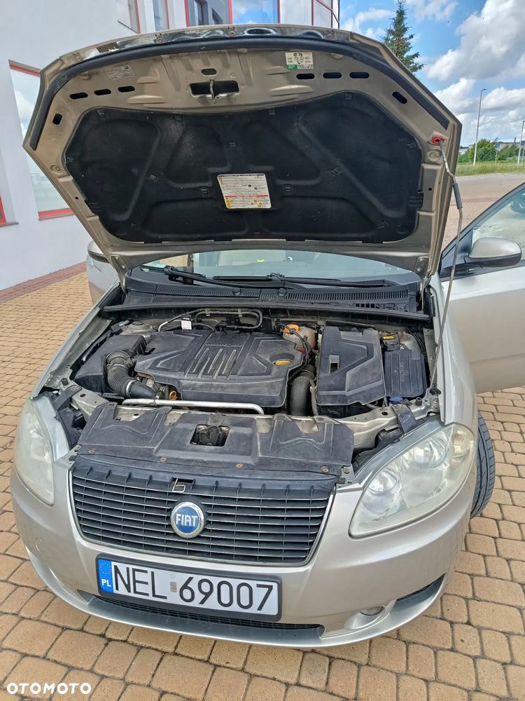 Fiat Croma 1.9 JTD Dynamic - 20