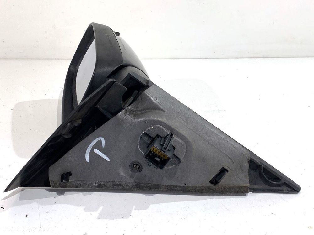 LUSTERKO PRAWY  RENAULT SCÉNIC II (JM0/1_) 2003 - 2010 2.0 (JM05, JM0U, JM1N, JM1U, JM2V) 99 kW - 5
